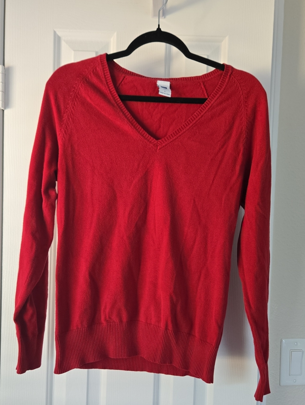 GAP Red V-Neck Lightweight Women's Sweater